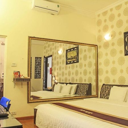 A25 Hotel - 38 Hang Thiec Hanoi Buitenkant foto