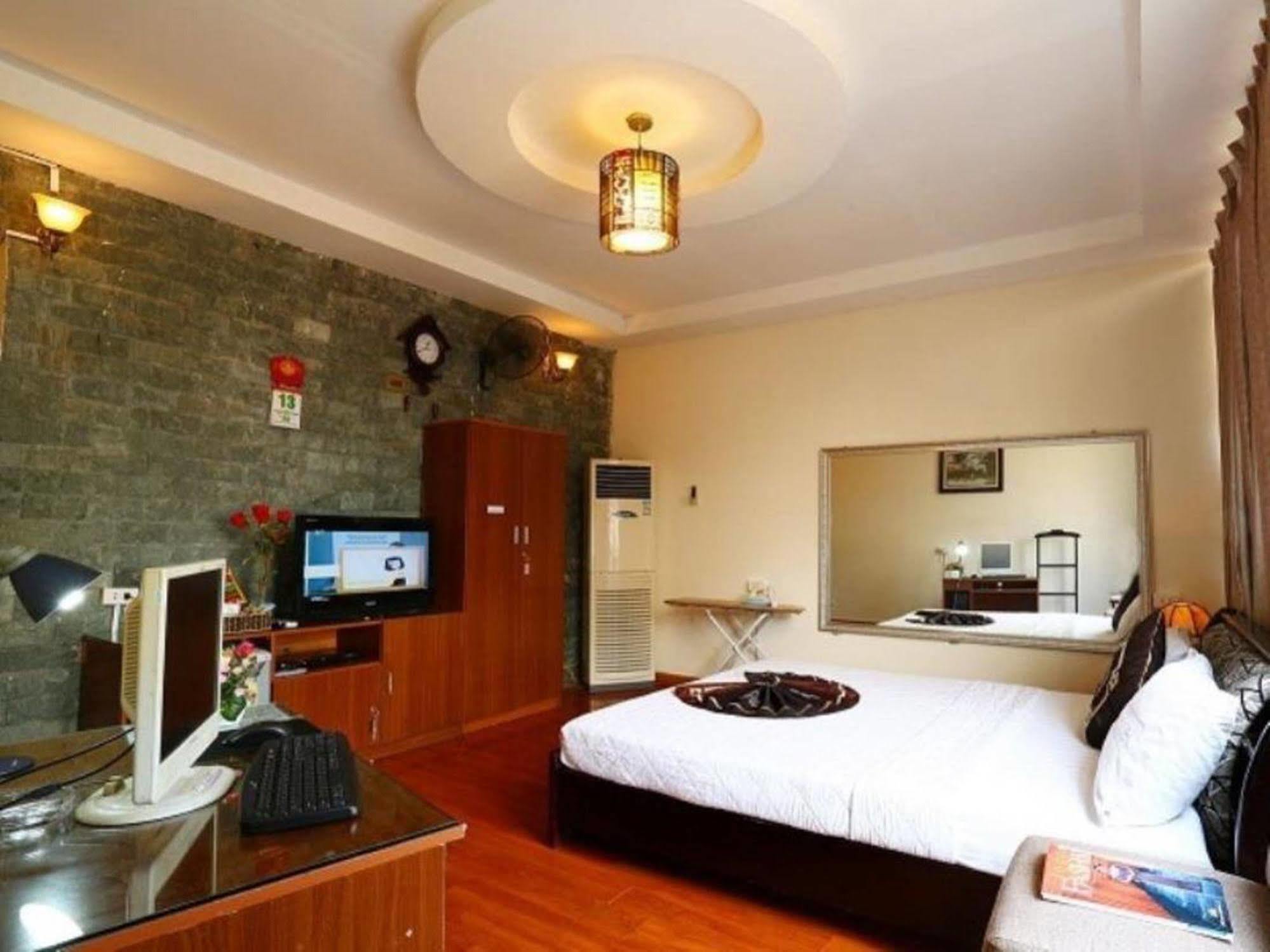 A25 Hotel - 38 Hang Thiec Hanoi Buitenkant foto